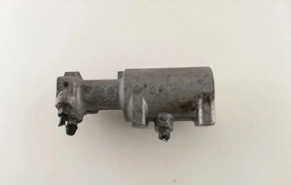 Toyota Auris E180 Master brake cylinder 4727047030 KL2148
