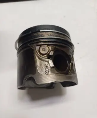 Piston