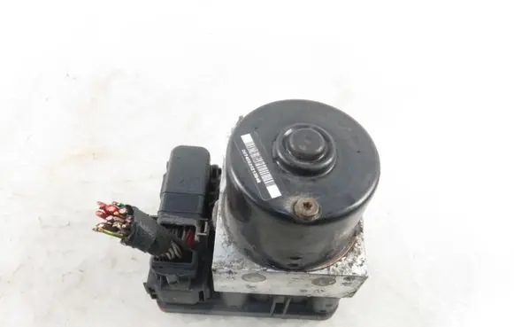 Volvo V50 ABS Pump 10096004173 30672506A