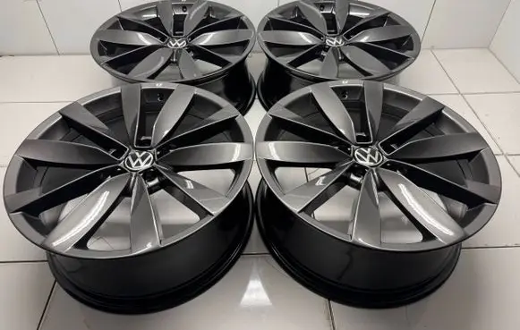 Volkswagen Arteon R19 alloy rim 