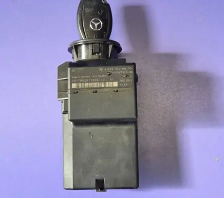 Mercedes-Benz Vito Viano W639 Ignition lock A6399006600 3300231100 77802971806132