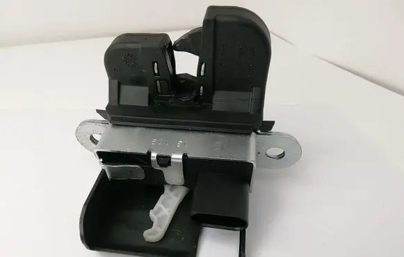 Volkswagen Polo V 6R Tailgate/trunk/boot lock/catch/latch 6R0827505A