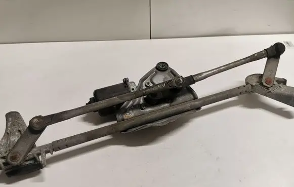 Toyota RAV 4 (XA20) Front wiper linkage and motor 8511042130 15992004842