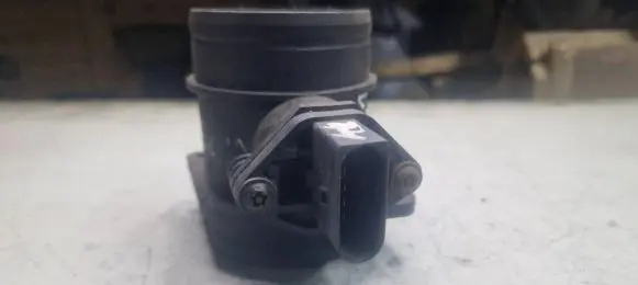 Volkswagen Caddy Mass air flow meter 038906461B 0281002531