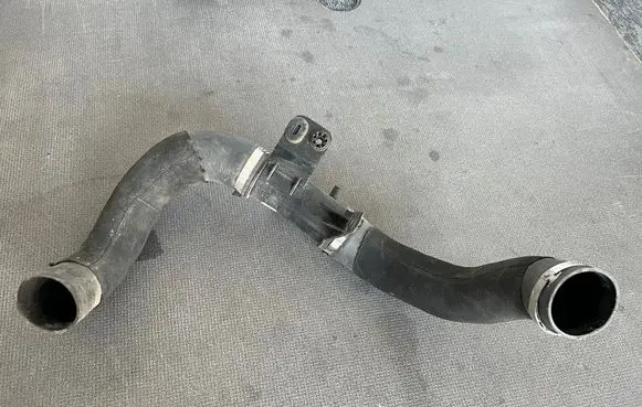 Audi Q5 SQ5 Intercooler hose/pipe 80A145979C 80A145993C