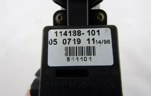 Audi A4 S4 B5 8D Rear door window regulator motor 114188101