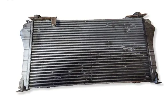 Toyota Avensis T250 Intercooler radiator 0R020 MD1271002541