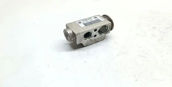 Porsche Cayenne (92A) Air conditioning (A/C) pipe/hose 7P0820679A