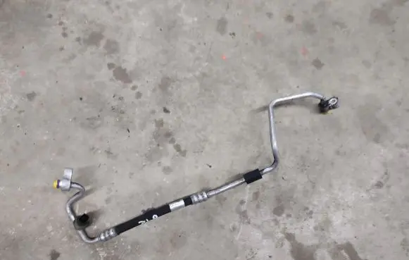 BMW X5 E70 Air conditioning (A/C) pipe/hose 9166097