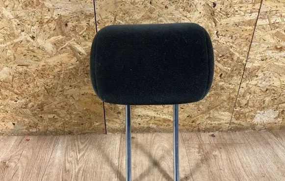Ford Focus Rear seat headrest 