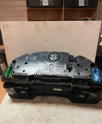 Audi A4 S4 B7 8E 8H Speedometer (instrument cluster) 1036901830