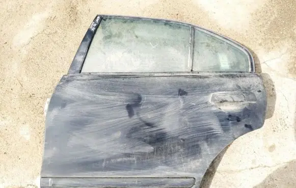 Mitsubishi Galant Rear door pilkos