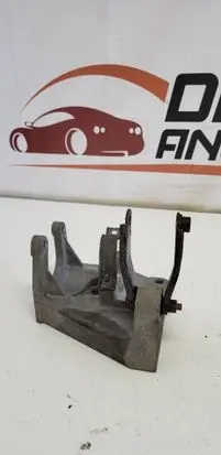 Land Rover Evoque I Engine mounting bracket EJ324H473