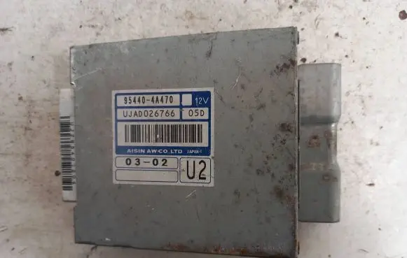 Hyundai Terracan Gearbox control unit/module 954404A470 UJAD026766