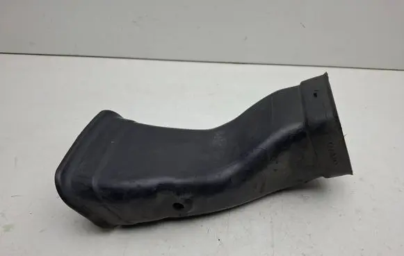 Volvo XC90 Air intake duct part 31370228