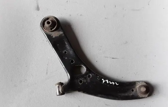 KIA Rio Front lower control arm/wishbone 545001W000