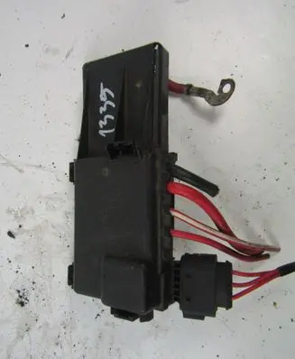 Volkswagen Golf IV Fuse box set 
