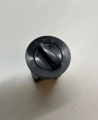 Volkswagen PASSAT B5.5 Light switch 1C0941531A