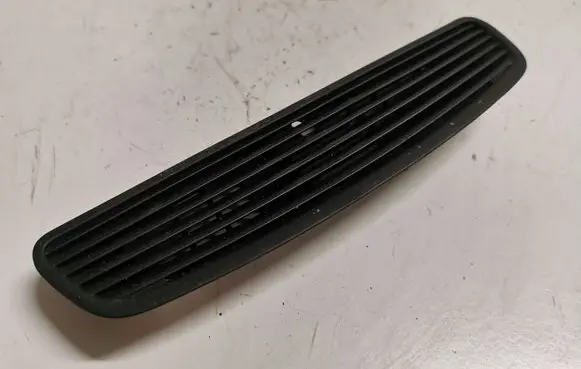 Mercedes-Benz S W222 Dashboard air vent grill cover trim A2226890066