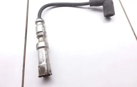Audi A4 S4 B7 8E 8H Plug wire 06A035255C