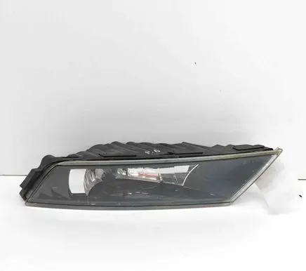 Skoda Superb B8 (3V) Front fog light 3V0941700