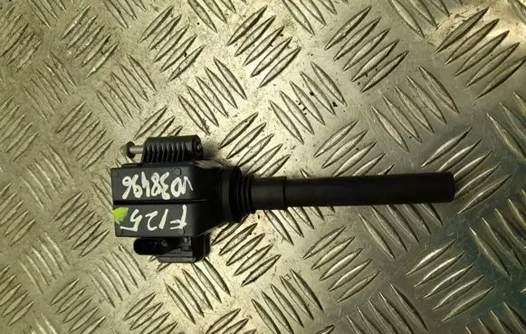 BMW 5 G60 High voltage ignition coil 9798865