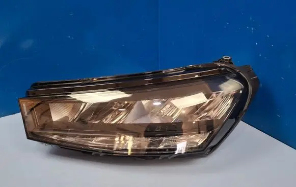 Skoda Fabia Mk4 (6VA) Headlight/headlamp 6VB941015 L449524