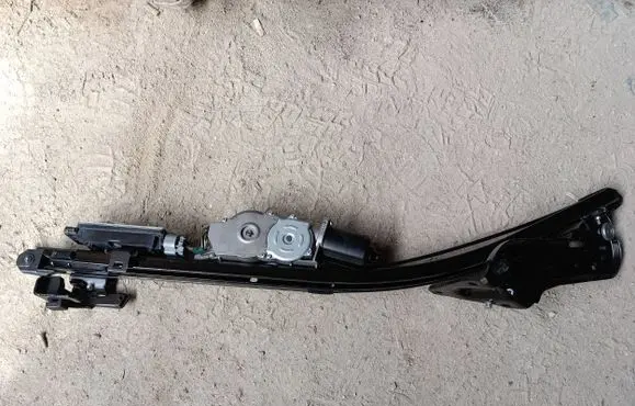 Chrysler Pacifica Sliding door motor assembly 68186017AFA