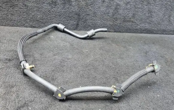 Audi A6 S6 C7 4G Fuel return line/hose 04L130235K