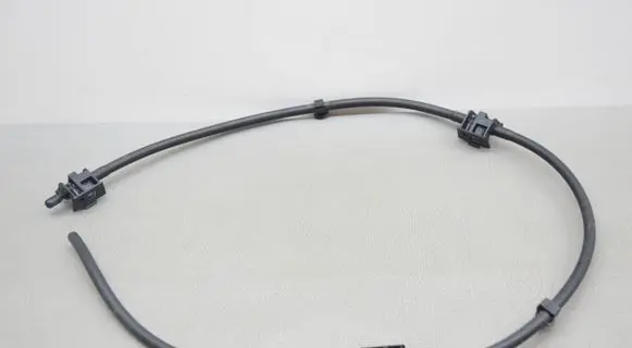 Windshield washer spray nozzle