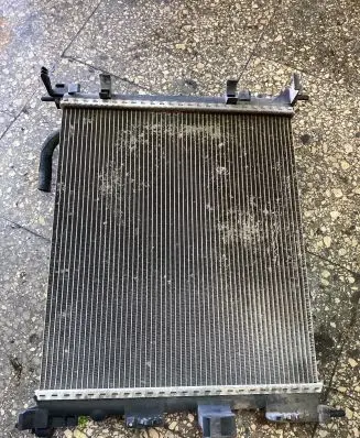 Coolant radiator
