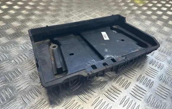 Mercedes-Benz GLC C253 Battery tray A2056201502