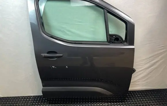 Citroen Berlingo Front door