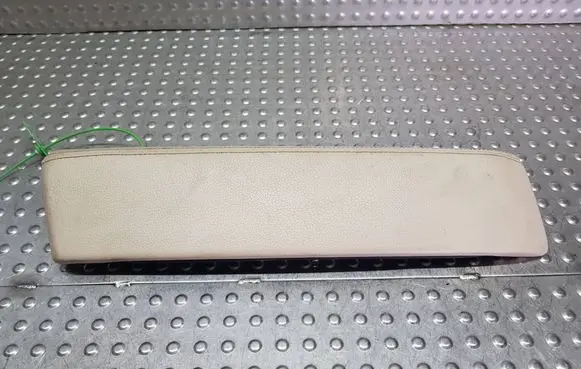 BMW 5 G30 G31 G38 Armrest S18031329 9918020121