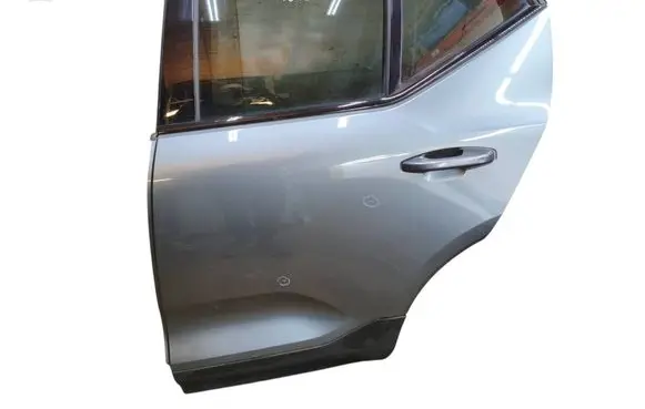 Volvo XC40 Rear door 