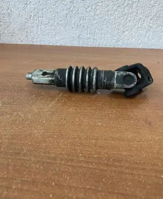 BMW 7 E65 E66 Steering column universal joint E3070