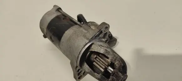 Subaru Outback Starter motor 23300AA620 M002T89071