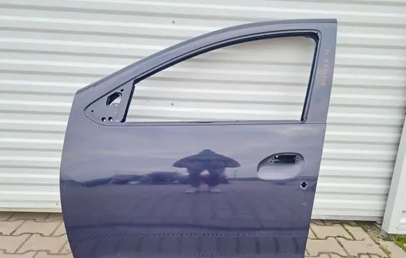 Dacia Duster II Front door 