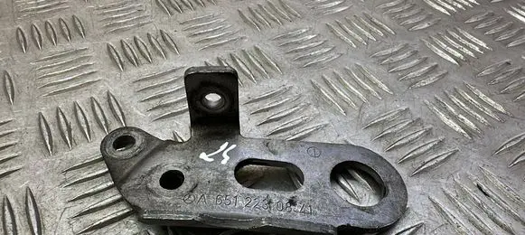 Mercedes-Benz E W212 Engine mounting bracket A6512230841