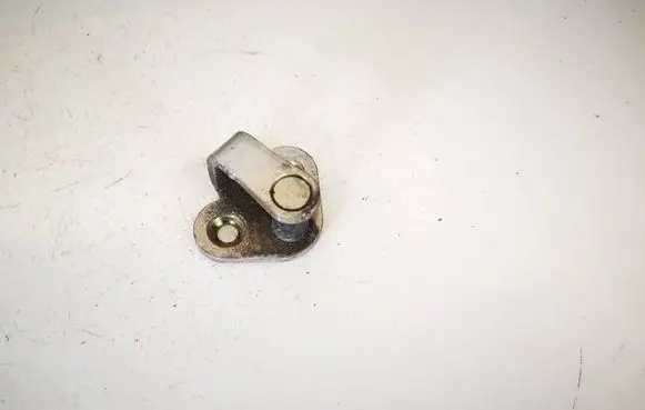 Peugeot 307 Front door lock loop/hook striker 