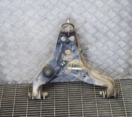 Mitsubishi L200 Front lower control arm/wishbone