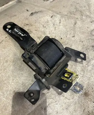 Hyundai Tucson JM Rear seatbelt 898502E000 041129 898502E00