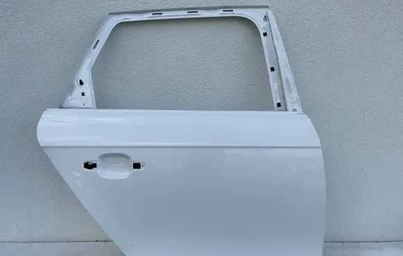 Audi A4 S4 B8 8K Rear door