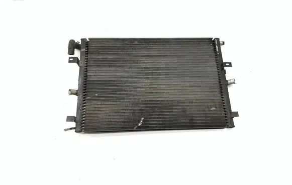 Jaguar XJ X350 Coolant radiator 2W939L440AE