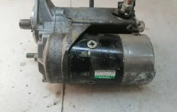 Toyota Hilux (AN10, AN20, AN30) Starter motor 281000L050 TG4280002631