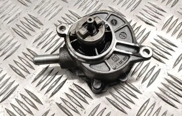 Vacuum pump