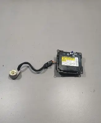Toyota Avensis T270 Xenon control unit/module 3900078258