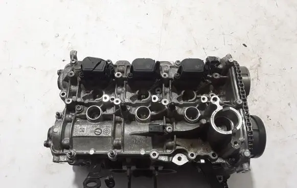 Engine head