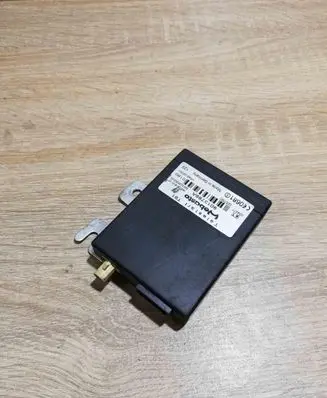 Audi A6 S6 C5 4B Auxiliary heating control unit/module 9013799A