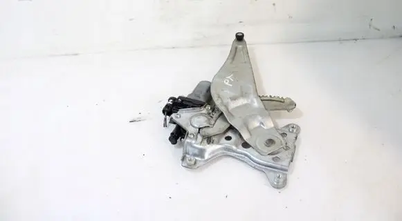 Rear window lifting mechanism without motor